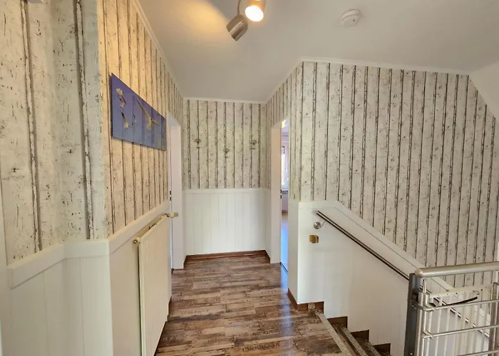 Daire Huus Merle Booven